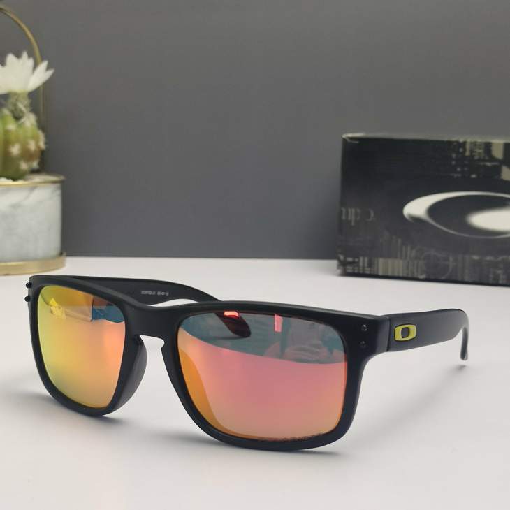Picture of Oakley Sunglasses _SKUfw66124138fw